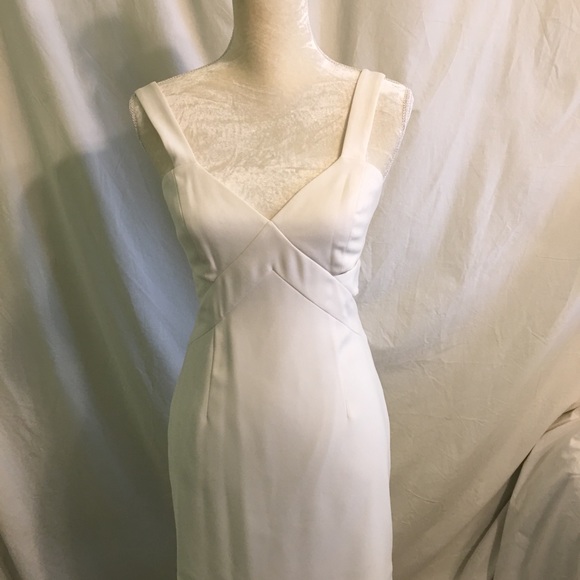 Dress - Picture 6 of 6